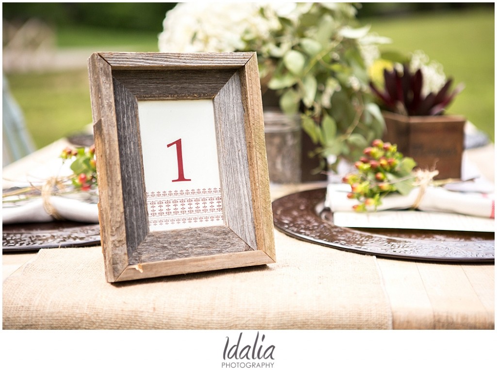 rustic-table-number