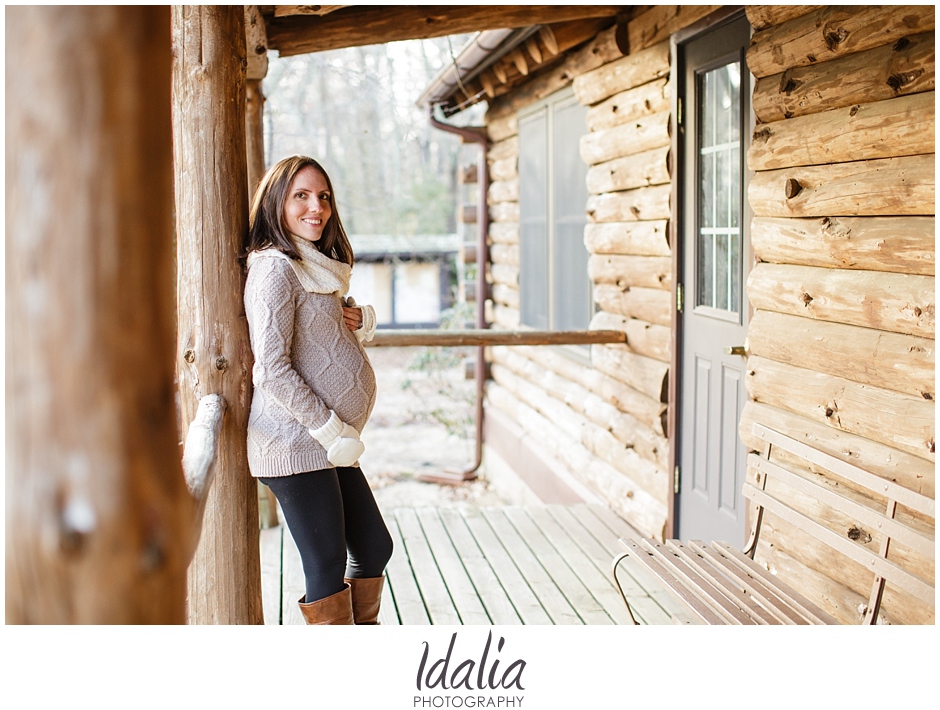 winter maternity shoot