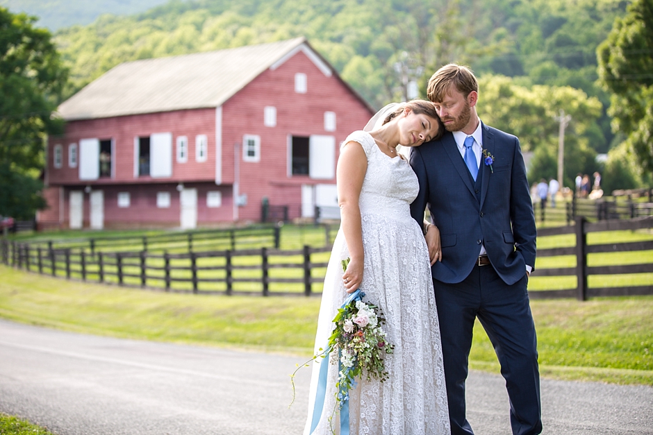 virginia-farm-wedding-rodes-farm_0058