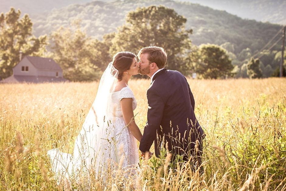 virginia-farm-wedding-rodes-farm_0076