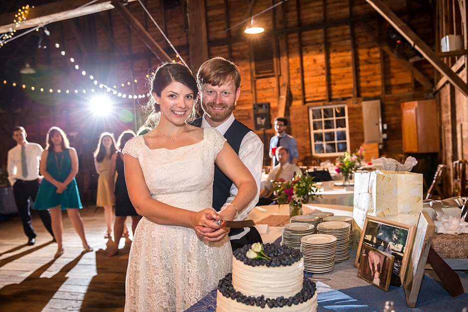 virginia-farm-wedding-rodes-farm_0082