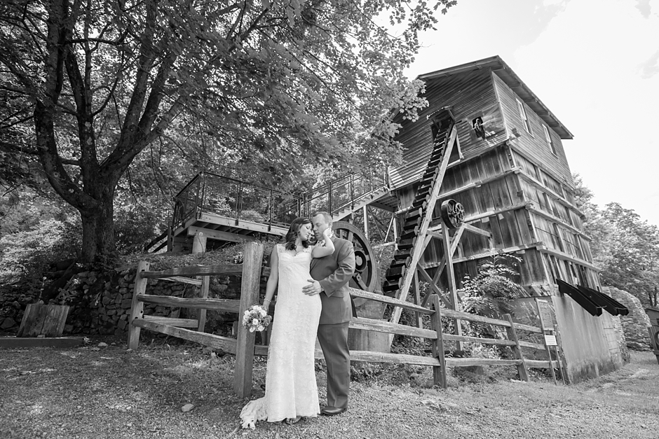 red-mill-museum-village-wedding_0017