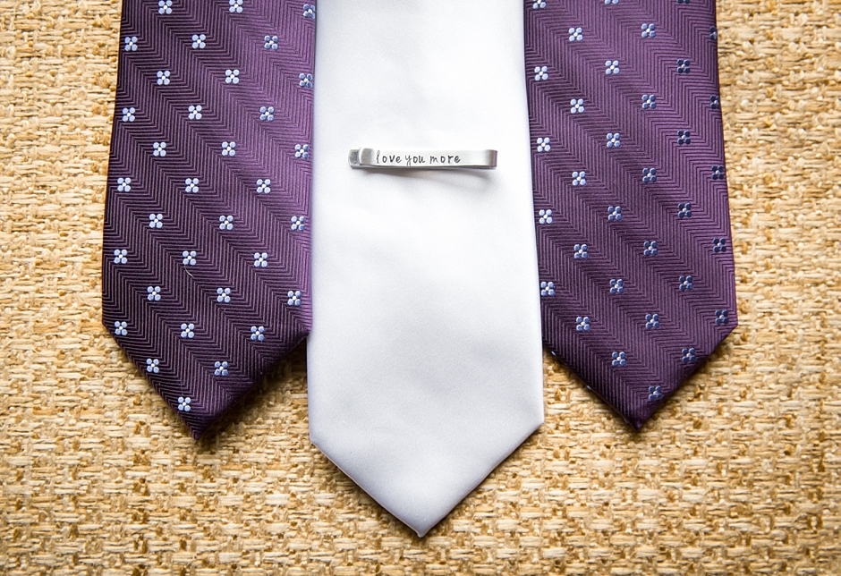 groom-tie-clip