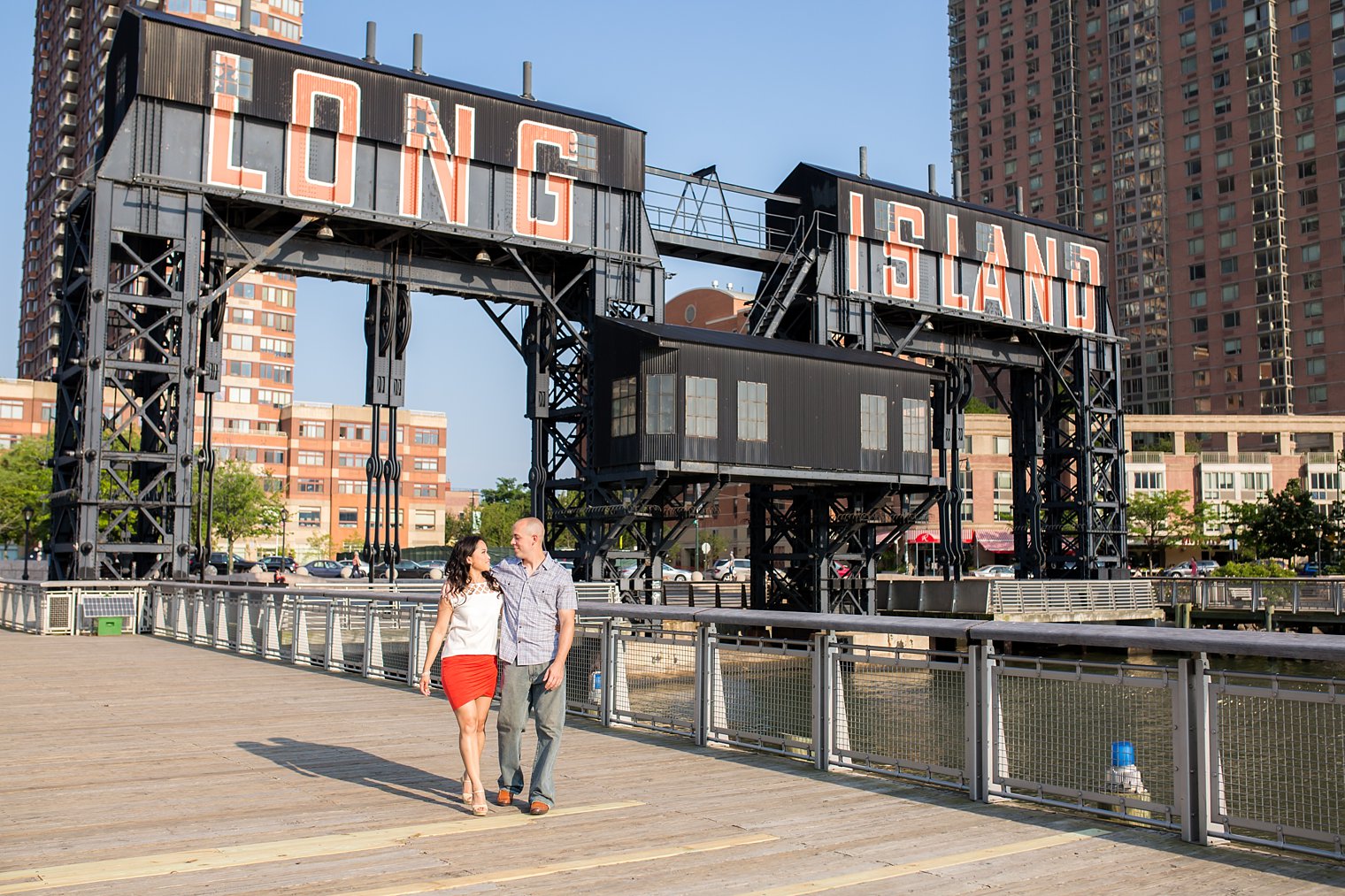 long-island-city-engagement-session_0016