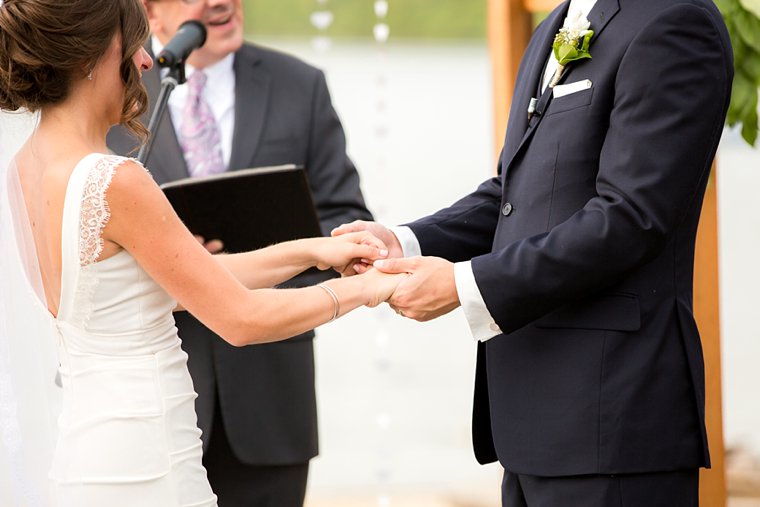 Lake Valhalla Club Wedding photos outdoor ceremony