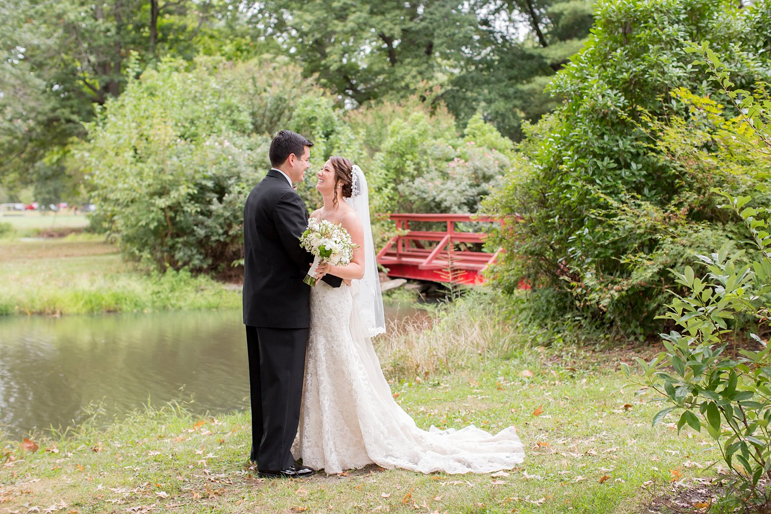 bride and groom in knight park collingswood nj