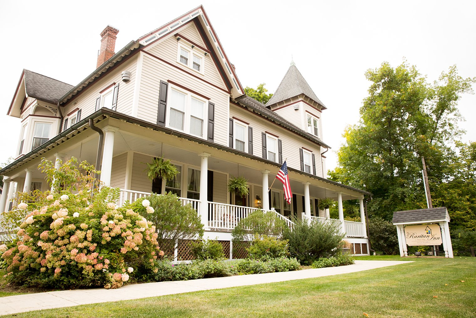 NJ Farmhouse Wedding Raritan Inn Photo