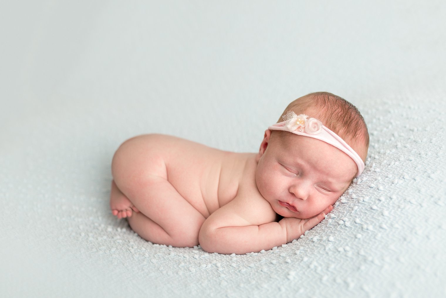 Princeton NJ Newborn Photographer Photo newborn girl