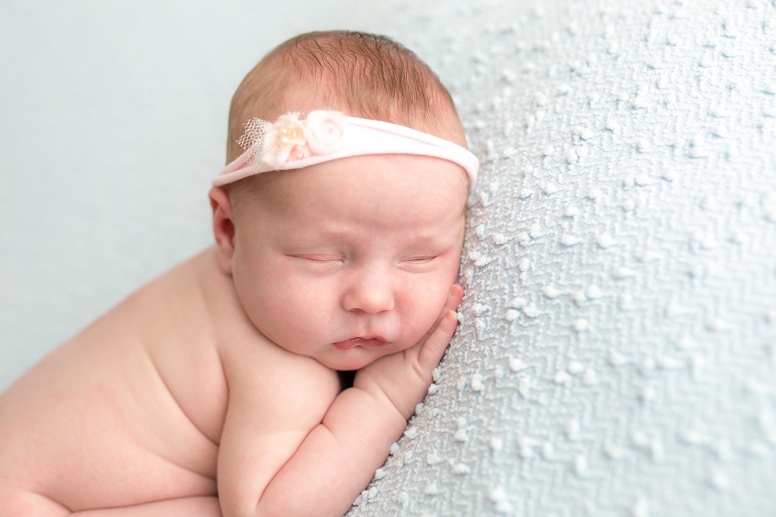 Princeton NJ Newborn Photographer Photo sleepy baby girl