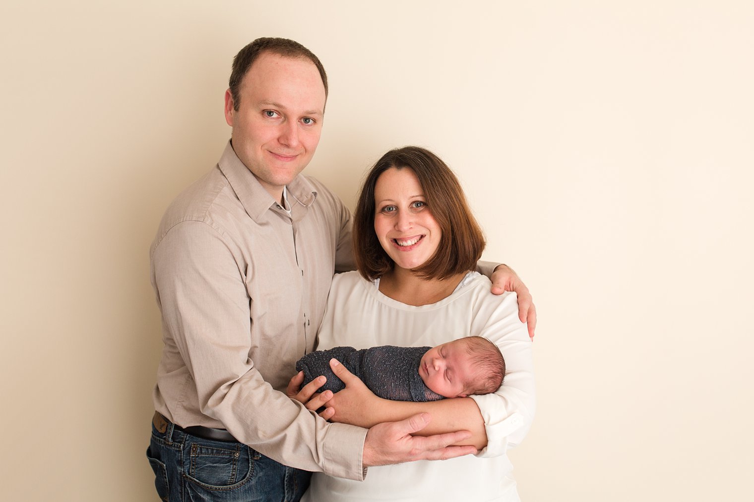 Middletown NJ Newborn Photographer family photo
