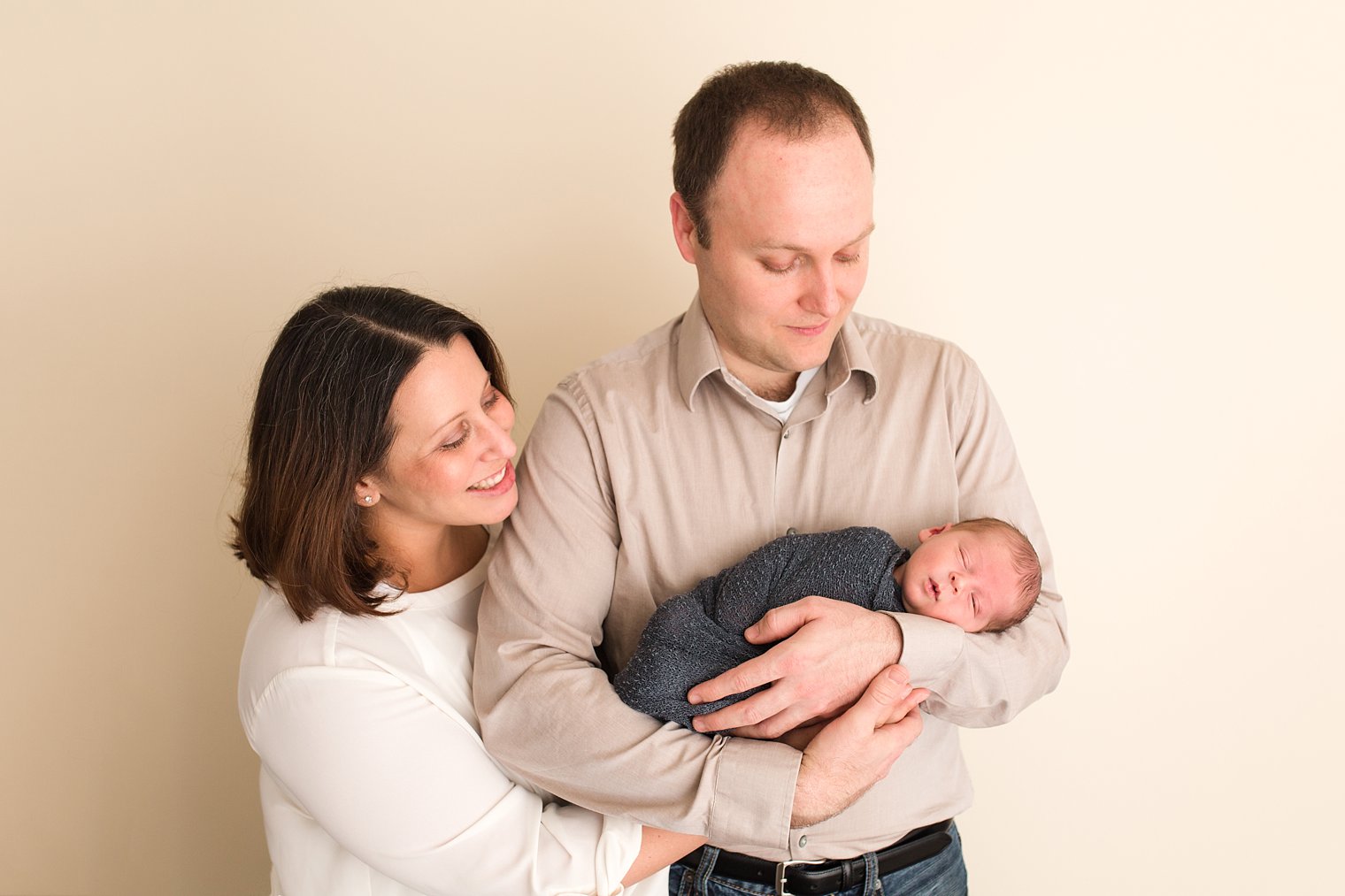 Middletown NJ Newborn Photographer family photo