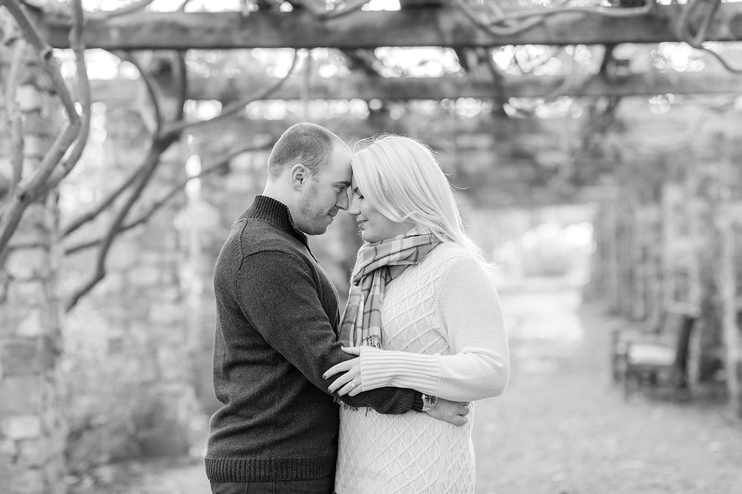 cross-estate-gardens-engagement_0028