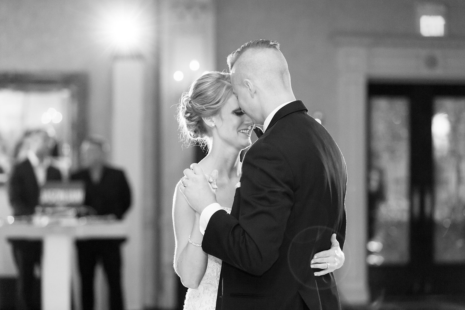 Nanina's in the Park first dance