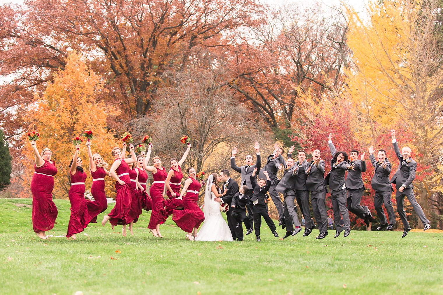 Bridal party photo at Frelinghuysen Arboretum