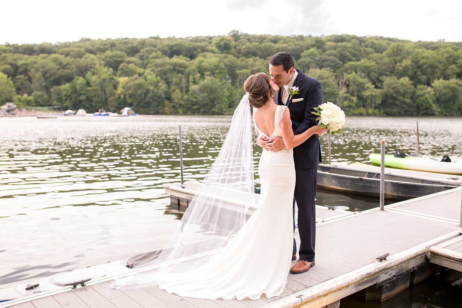 Lake Mohawk Country Club wedding photo of bride and groom