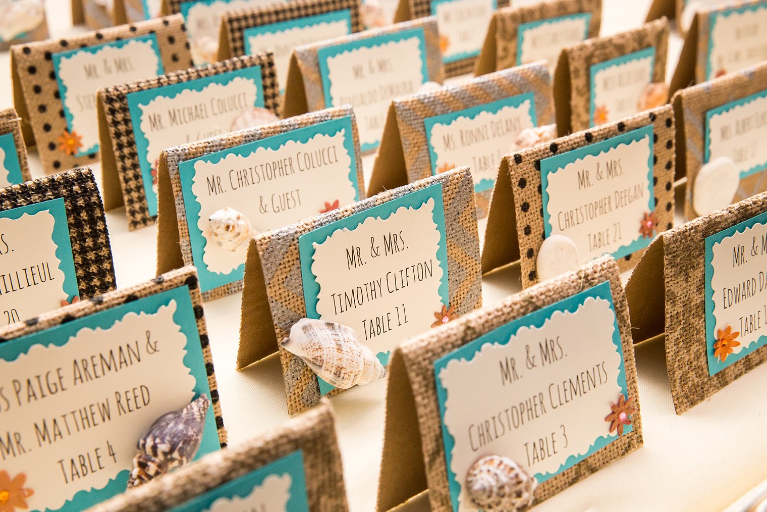 20-wedding-escort-card-ideas-tips-for-brides