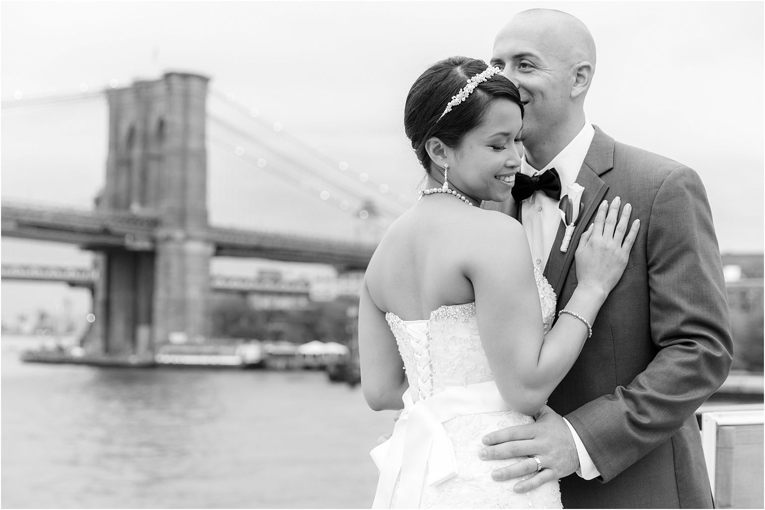 Bride and groom at Brooklyn Bridge