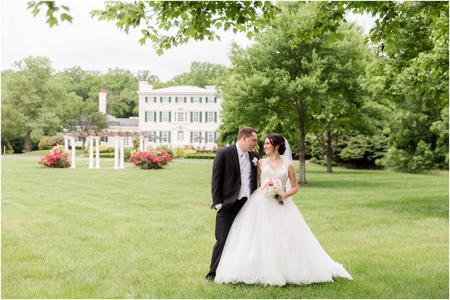 Romantic wedding at Pen Ryn Mansion