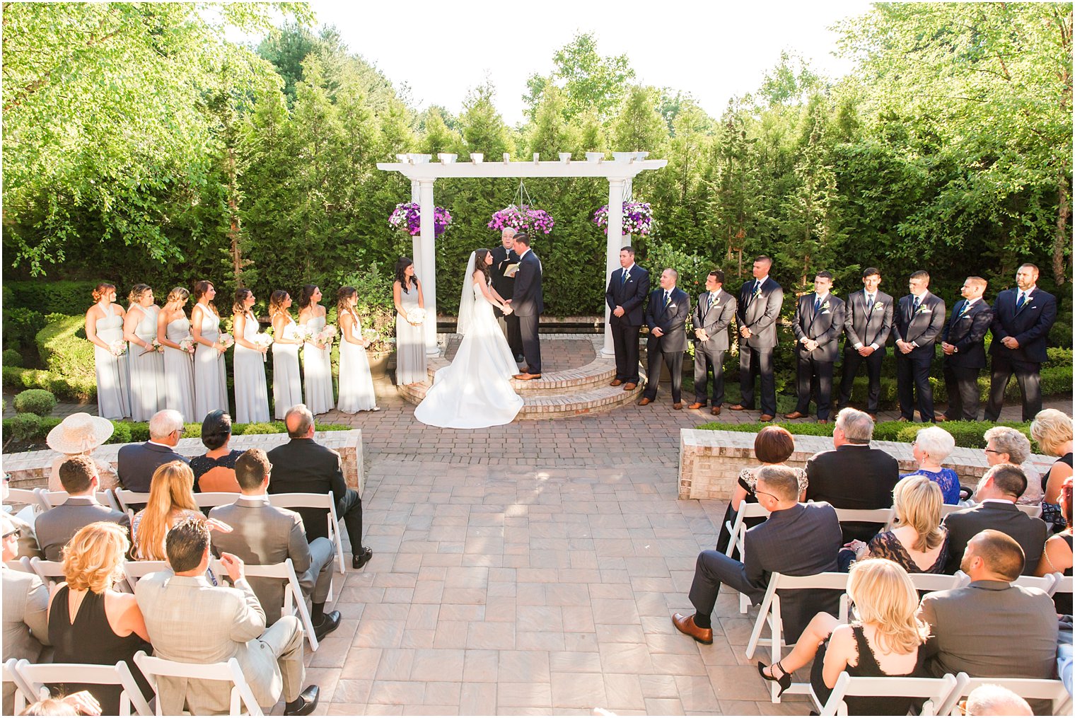 South Gate Manor outdoor ceremony