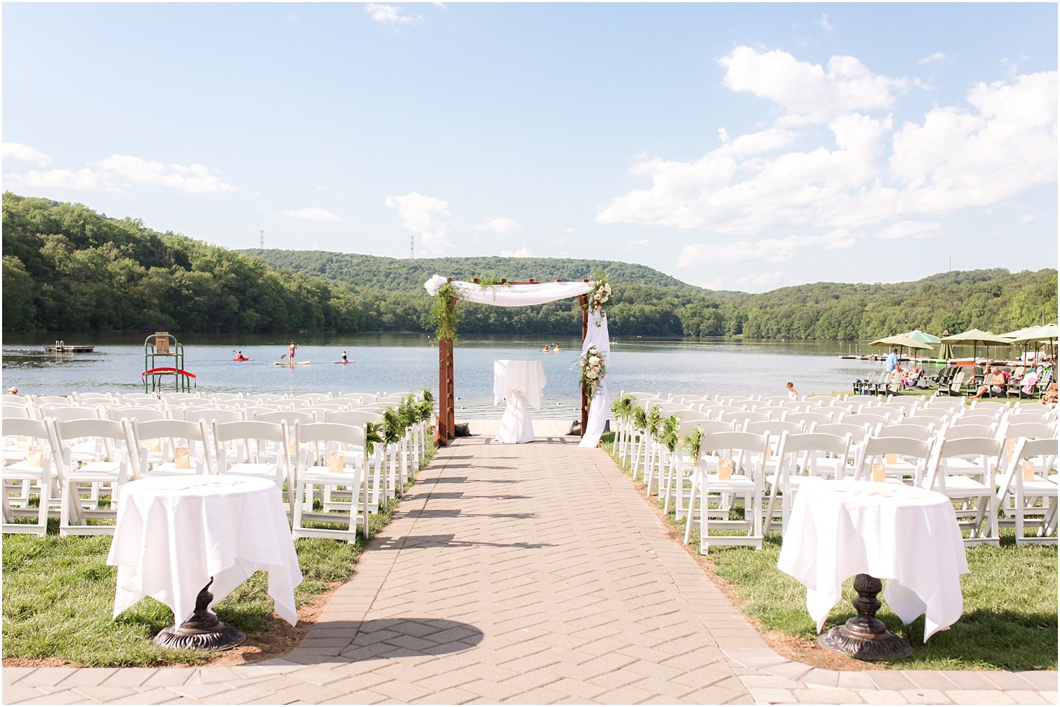 Lake Valhalla Club outdoor ceremony