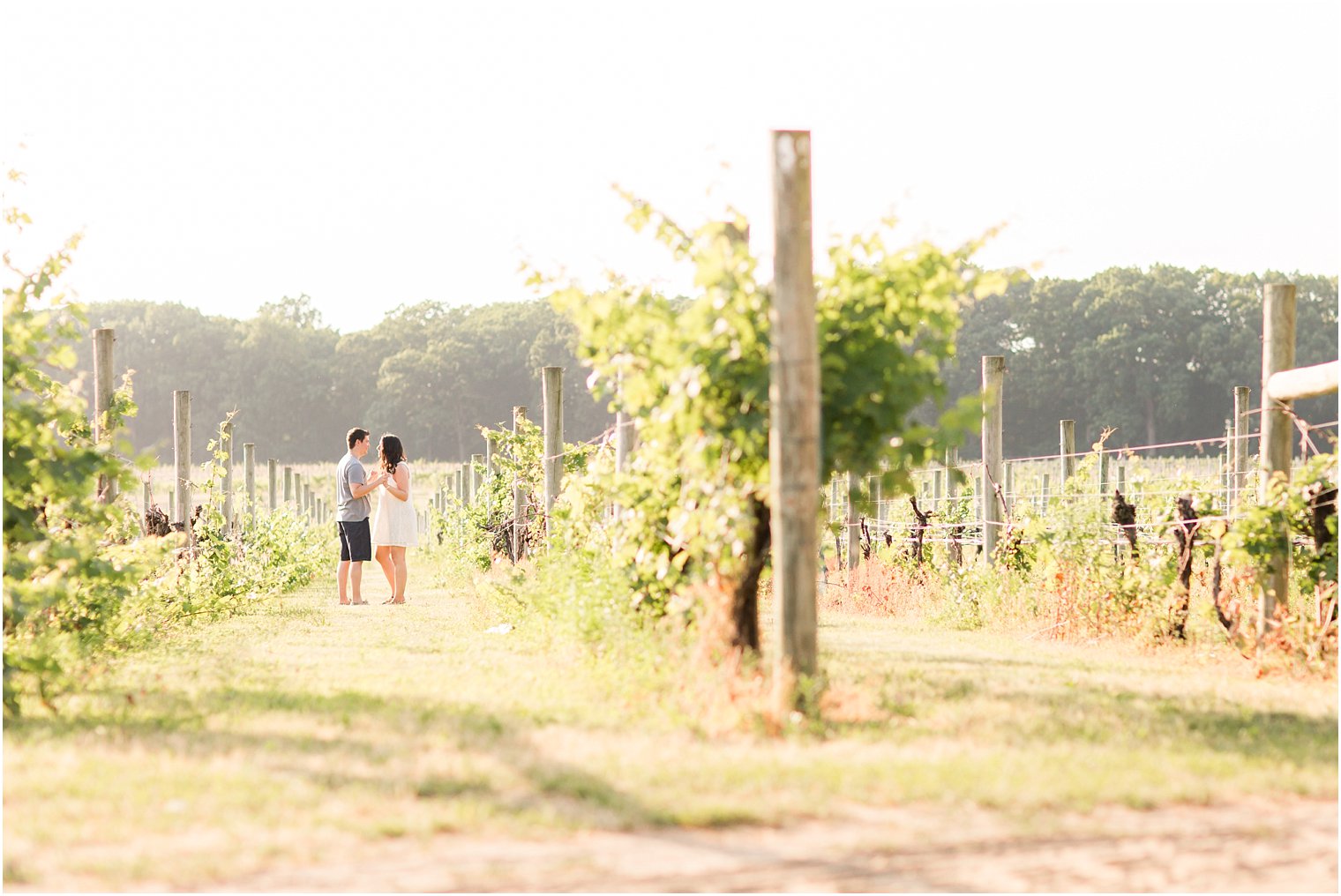 nj-winery-engagement-session_0012