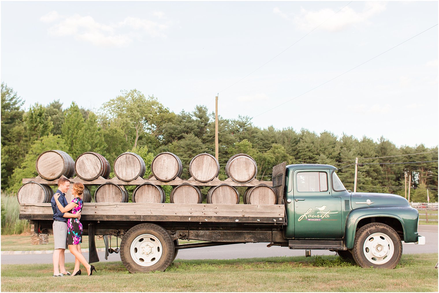 Laurita Winery Engagement Photos_0028