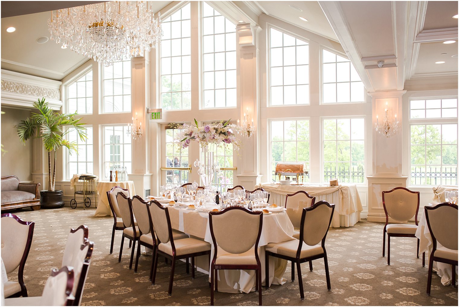 Park Savoy Estate Reception Room