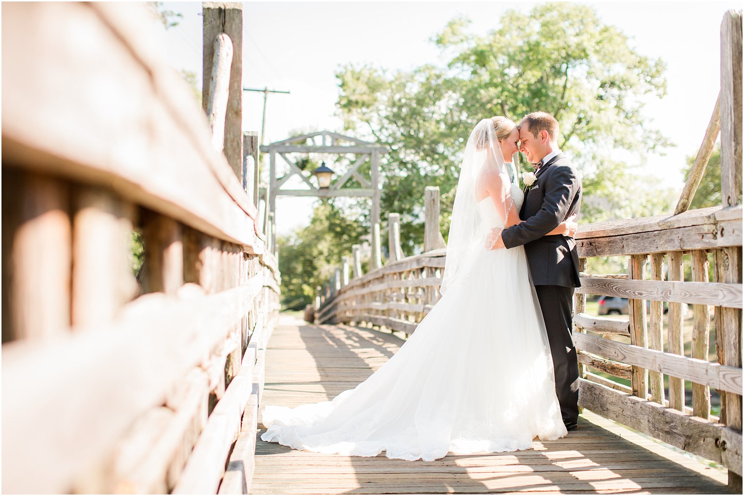 Bride and groom in Divine Park