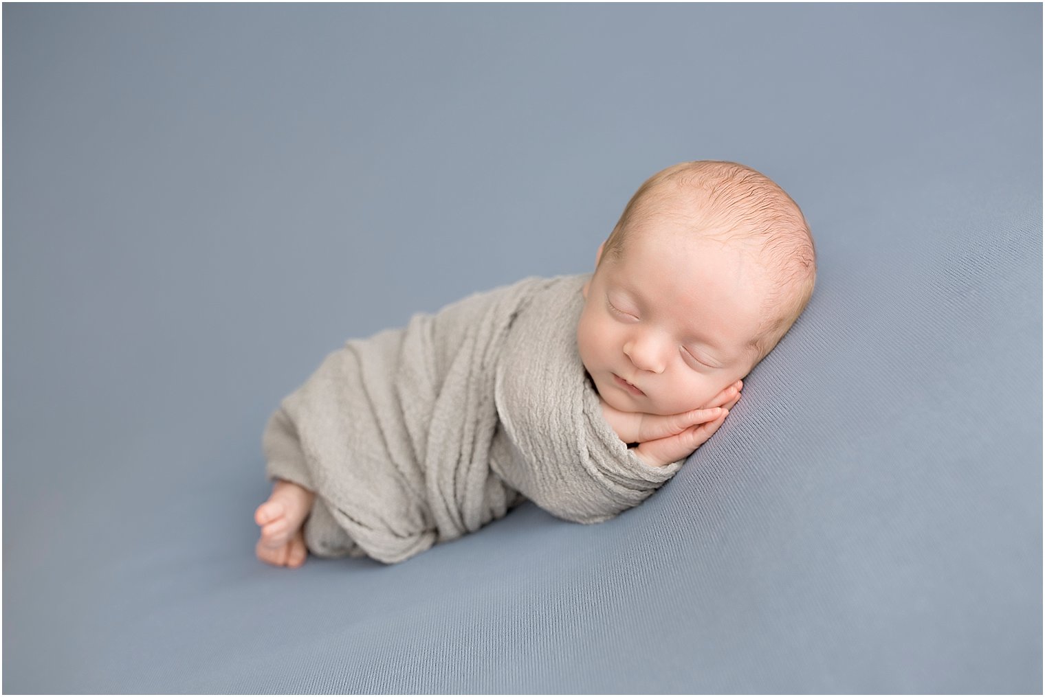 What to pack for your newborn photo shoot
