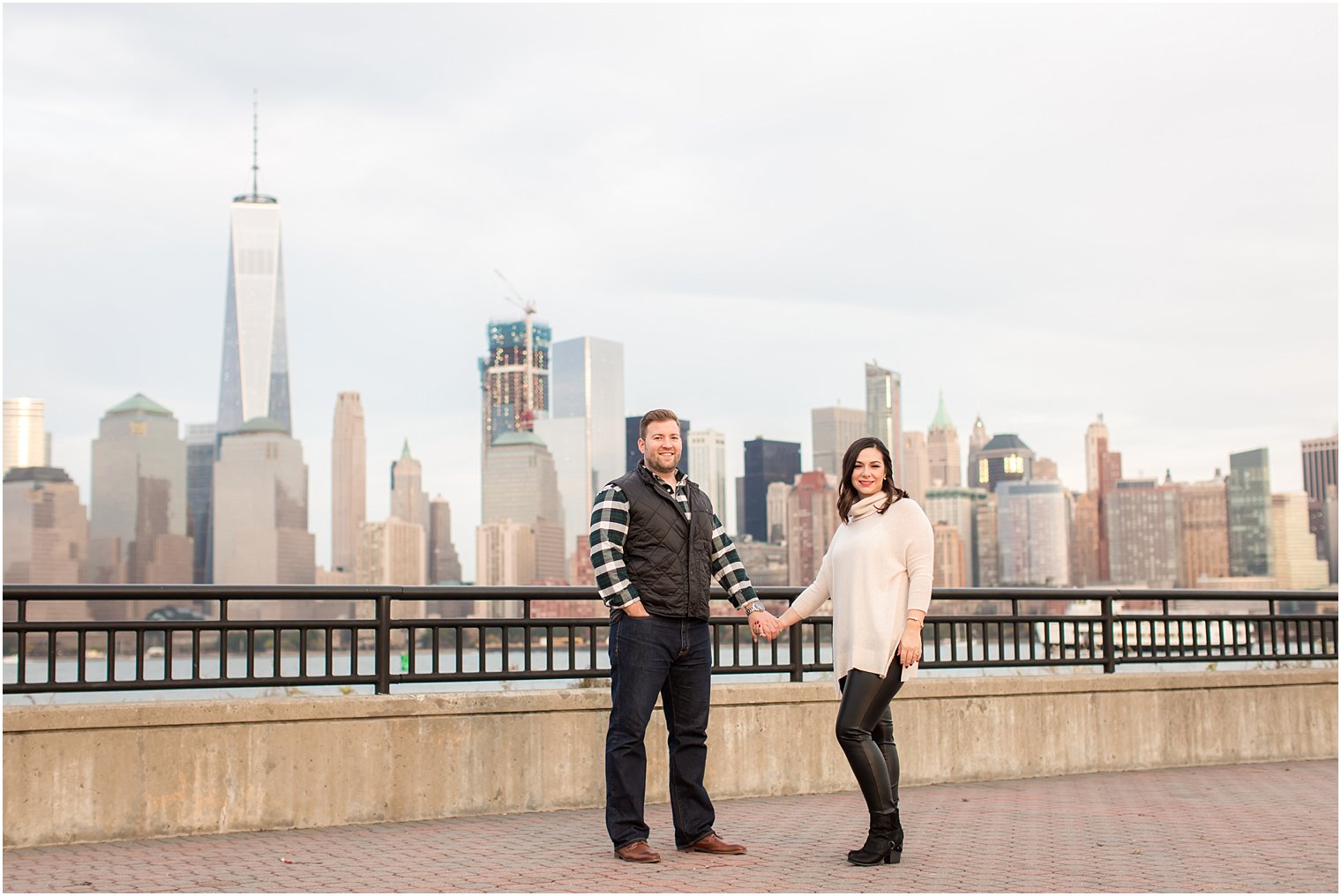 Engagement photos with NYC cityscape