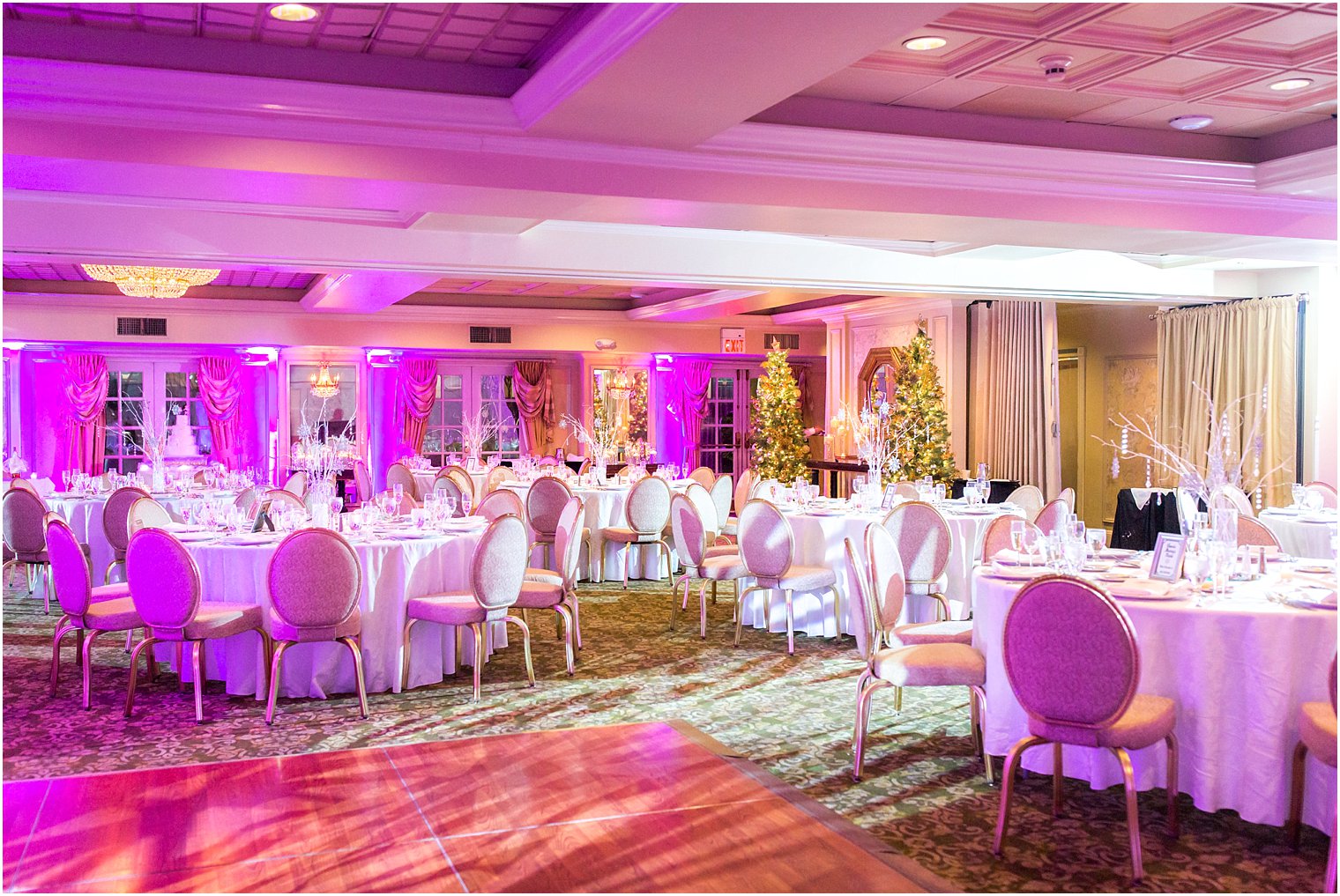 Olde Mill Inn ballroom