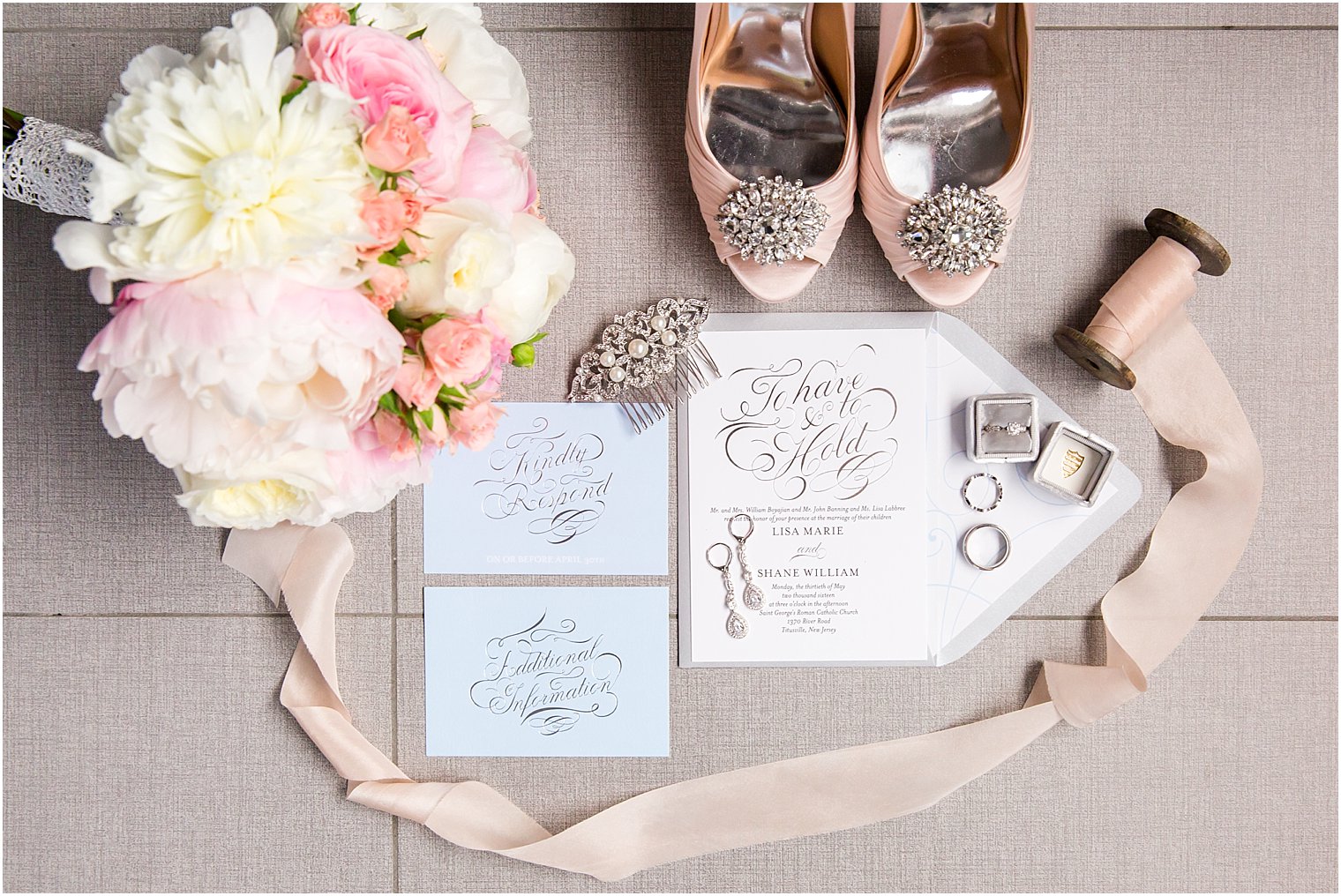 Florals by Bonnie Garafano, Invitations by Wedding Paper Divas