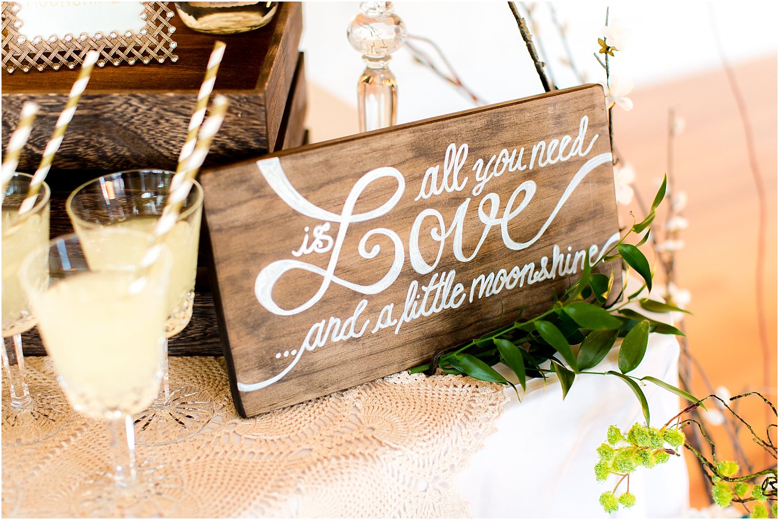 Rustic chic signage by Bogath Weddings