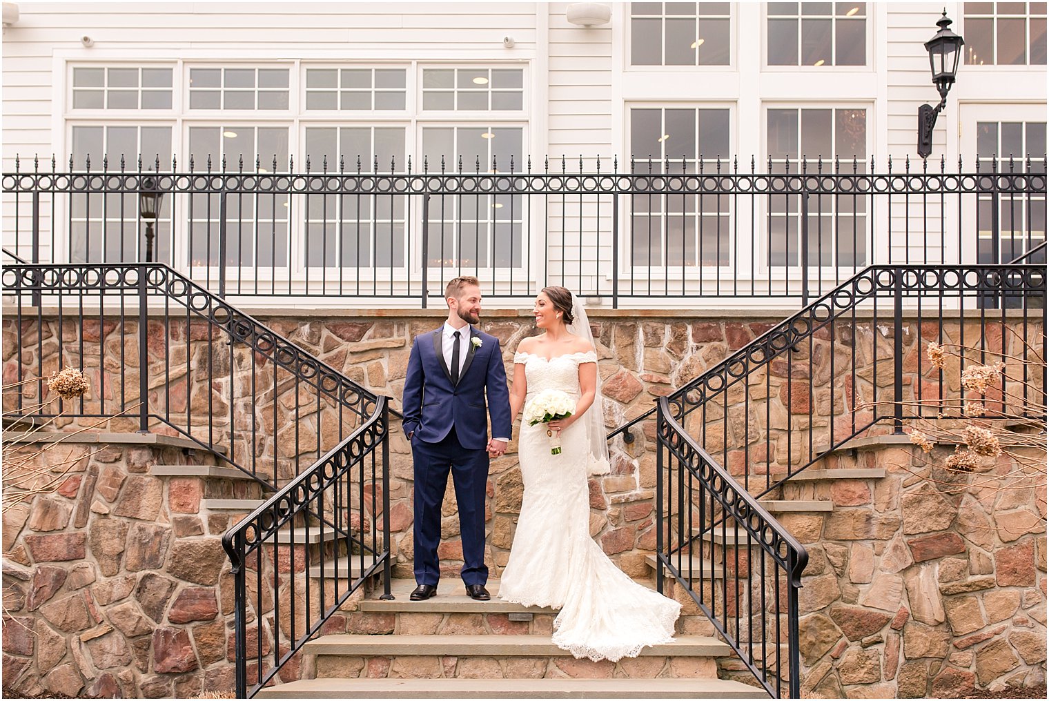 Timeless wedding portrait at Park Savoy Estate | Photo by Idalia Photography