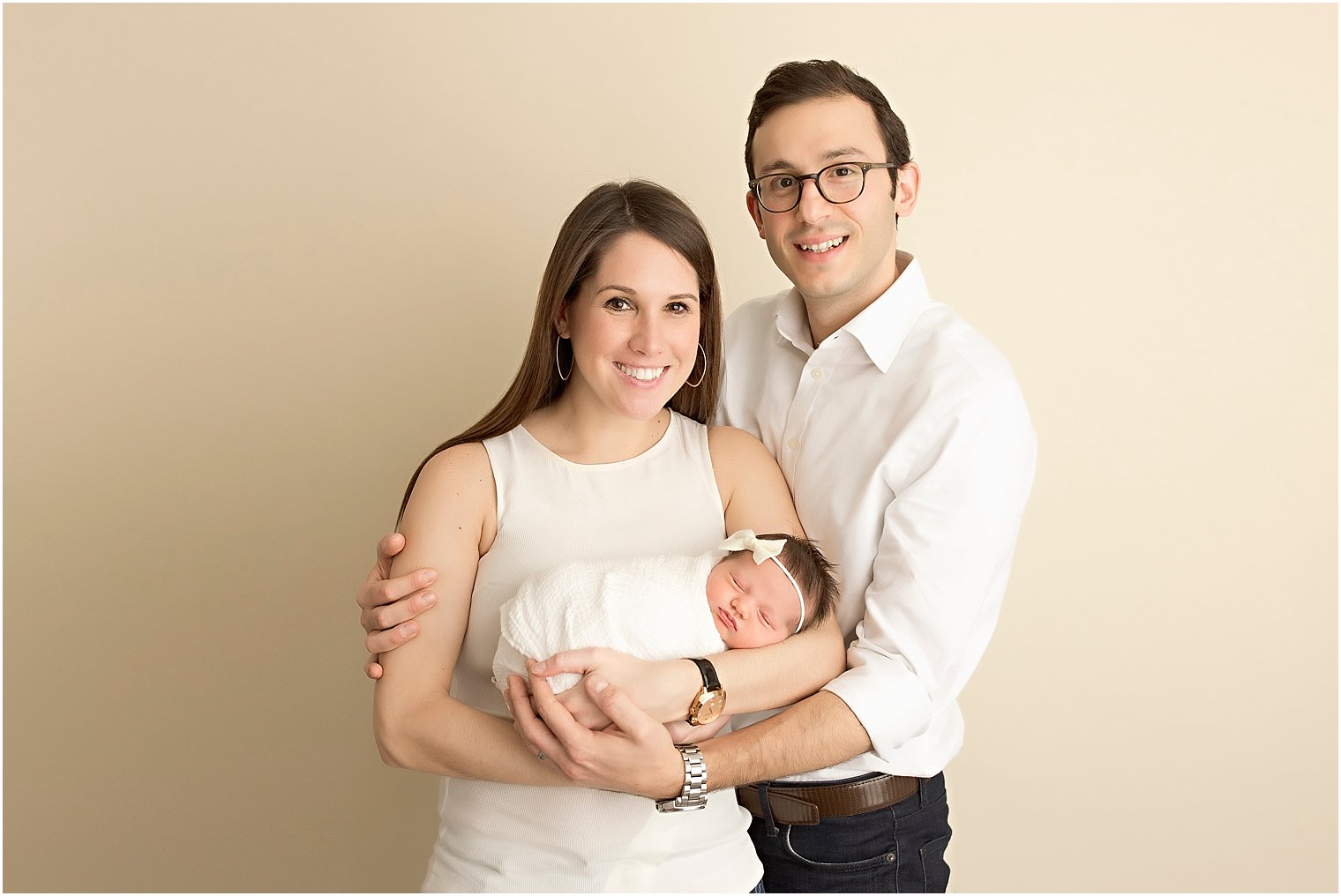 Family of three | Photos by Idalia Photography