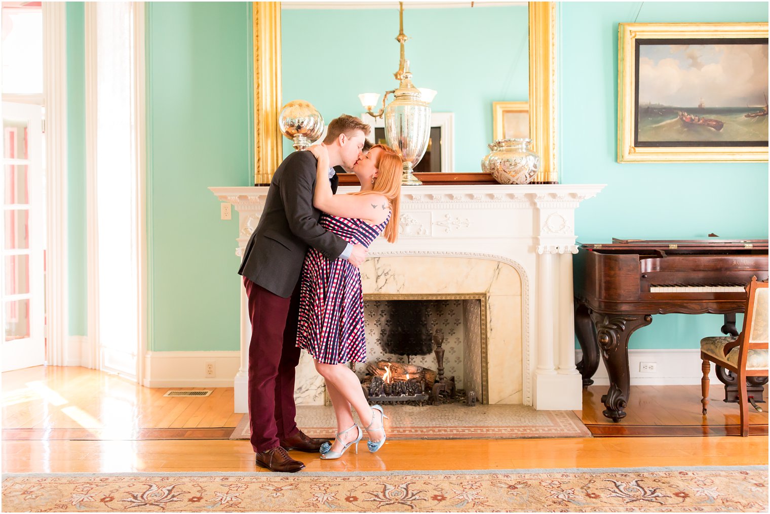 Couples portrait session at the Southern Mansion