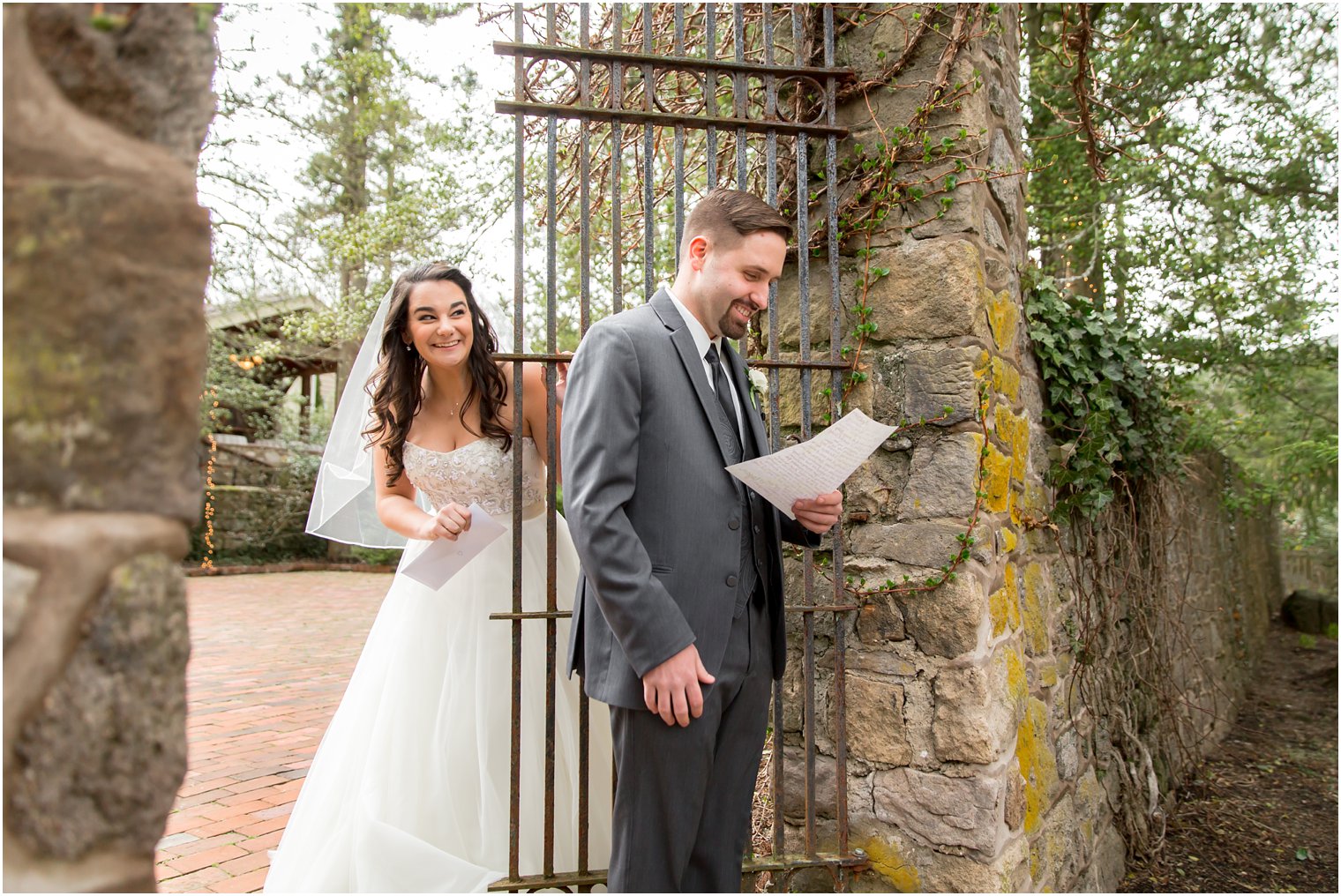 Exchanging letters before the ceremony