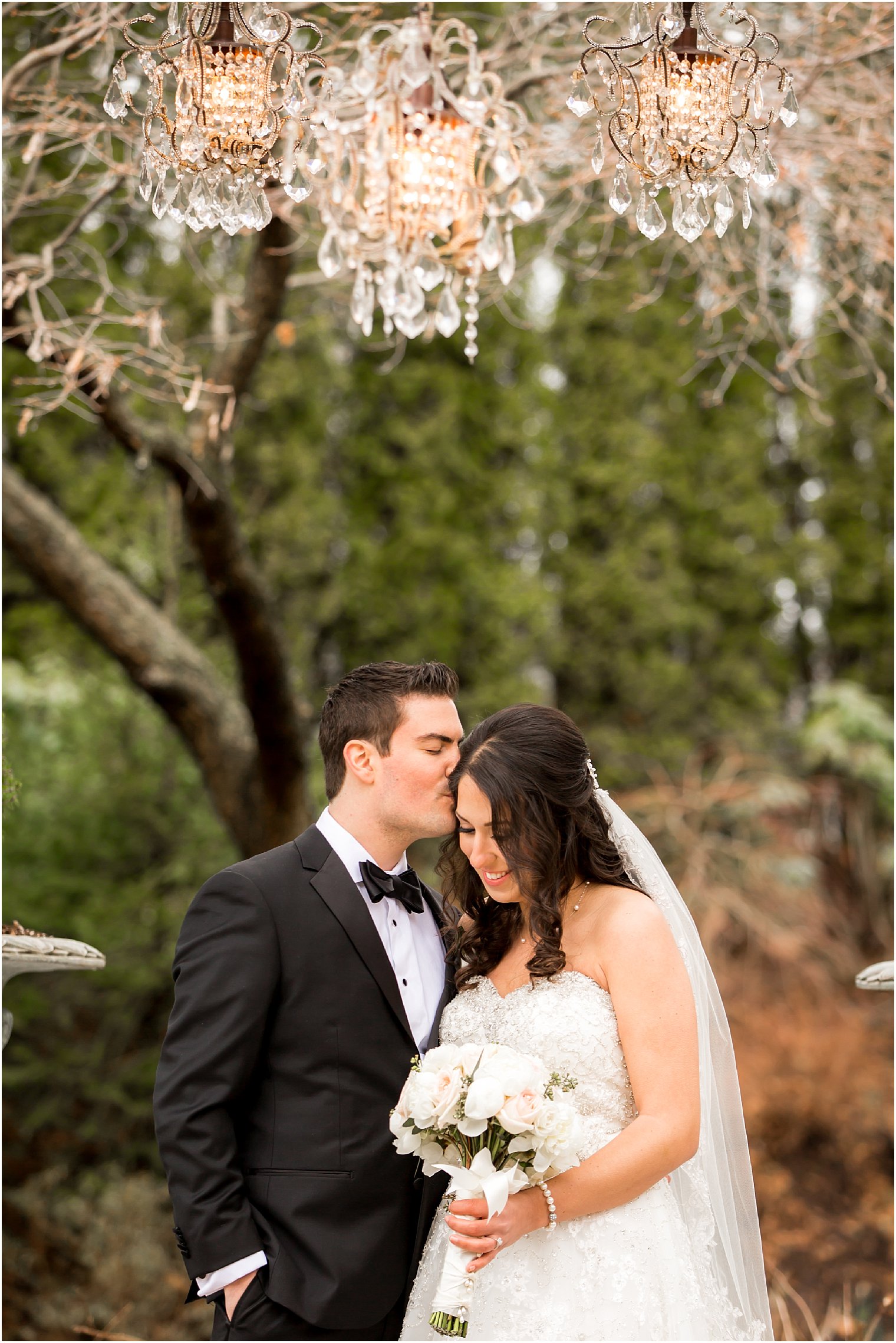 Bride and groom portrait | Photo by Idalia Photography