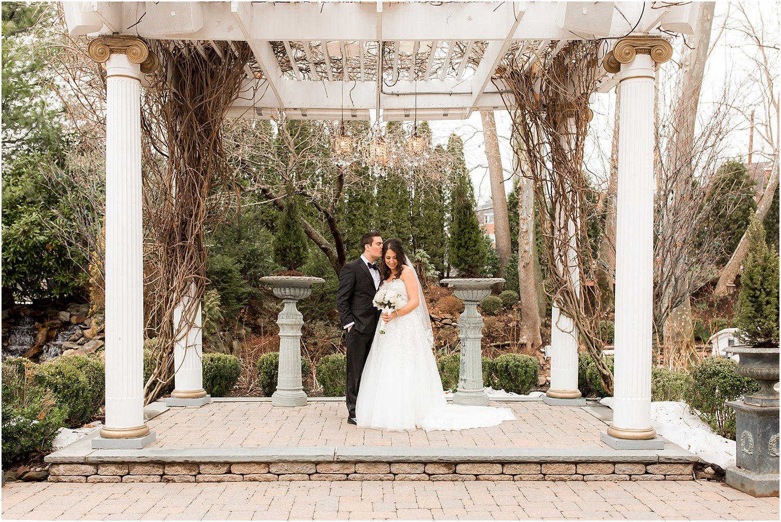 Romantic NJ Wedding | Photo by Idalia Photography