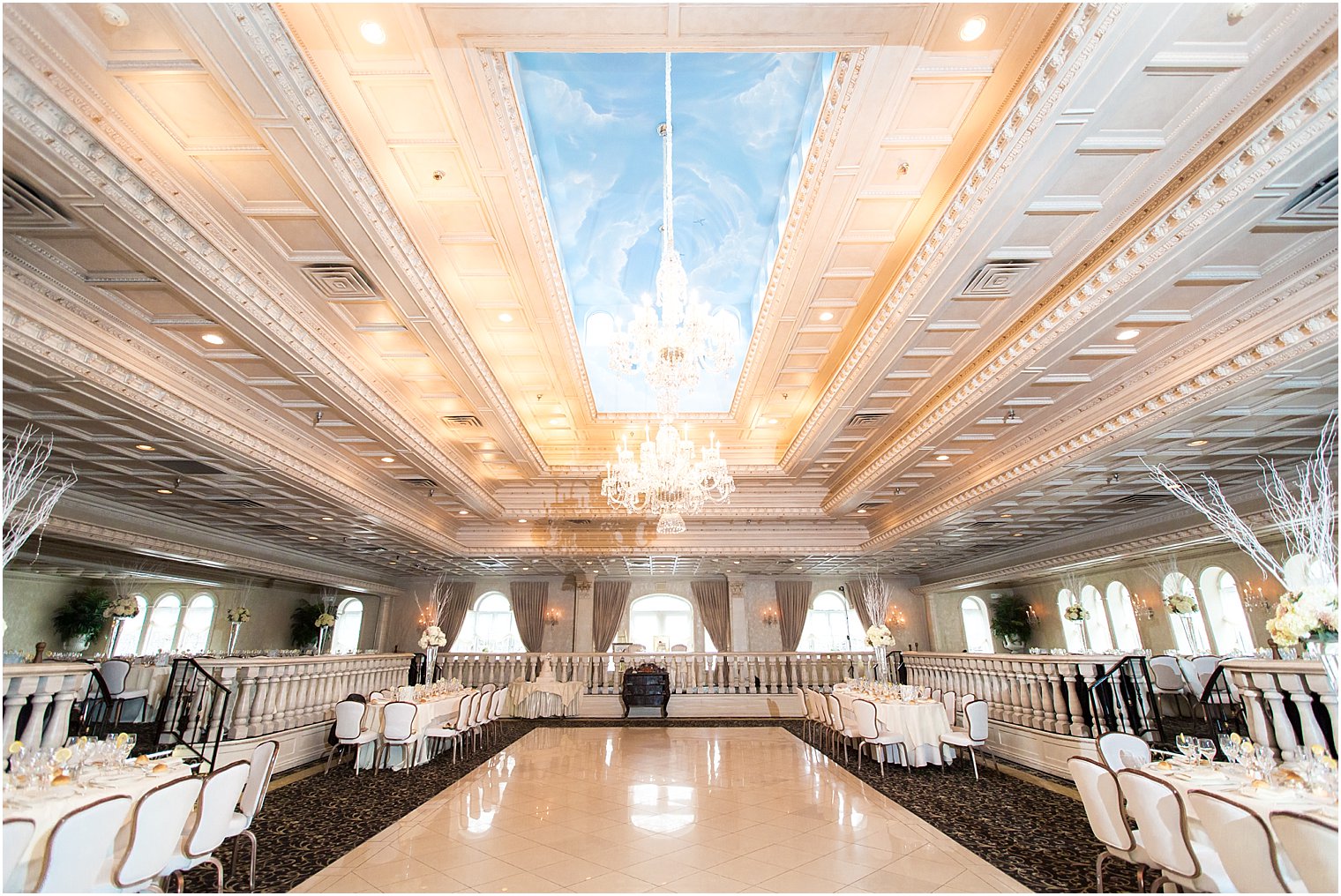 Reception room at Nanina's in the Park | Photo by Idalia Photography