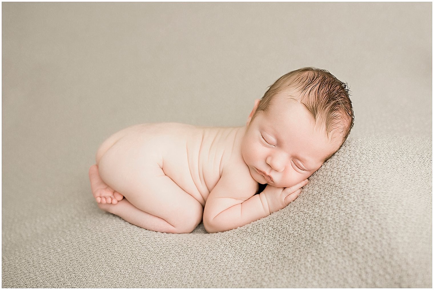 Newborn boy photo | Photo by Idalia Photography