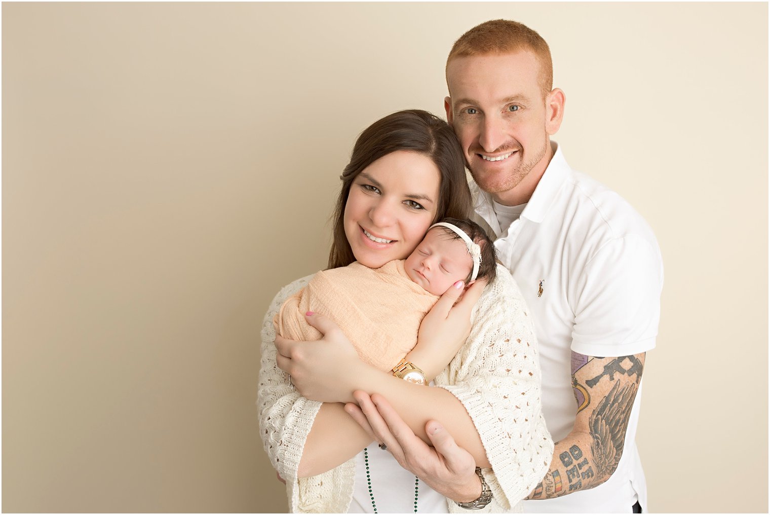 Parents and newborn girl | Photos by Idalia Photography