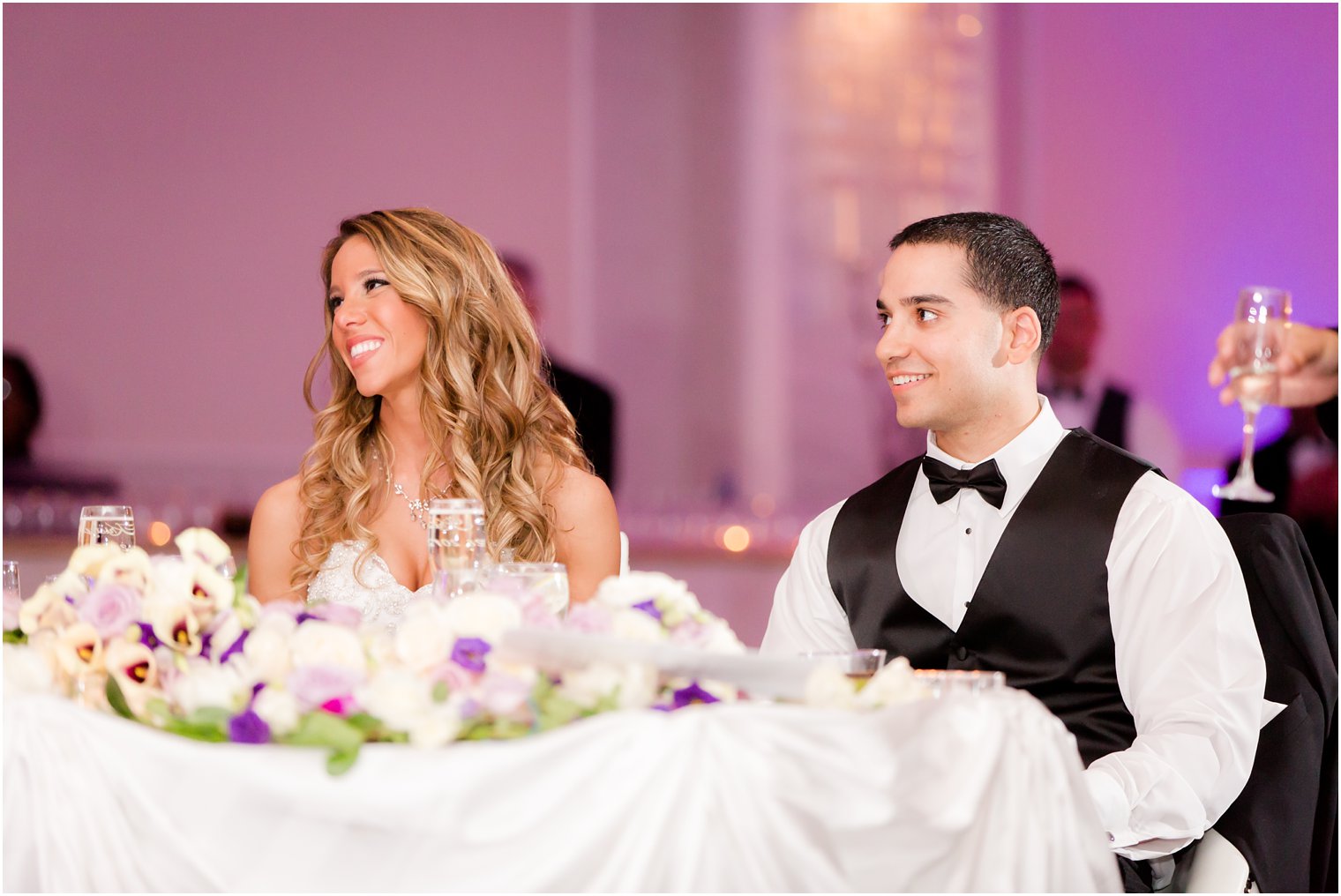 Reception at Wilshire Grand Hotel | Photos by Idalia Photography