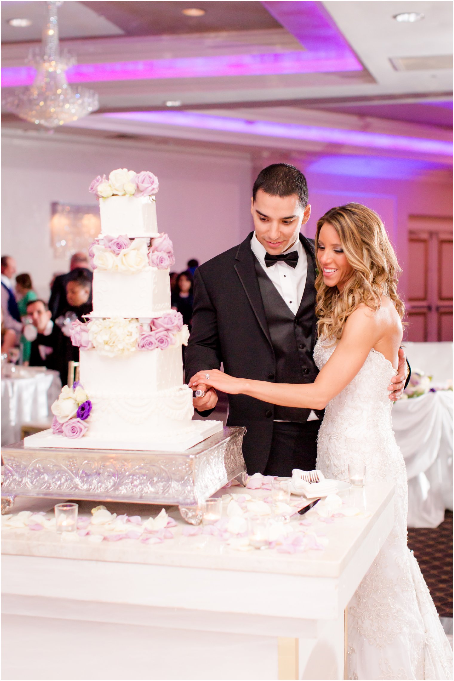 Reception at Wilshire Grand Hotel | Photos by Idalia Photography