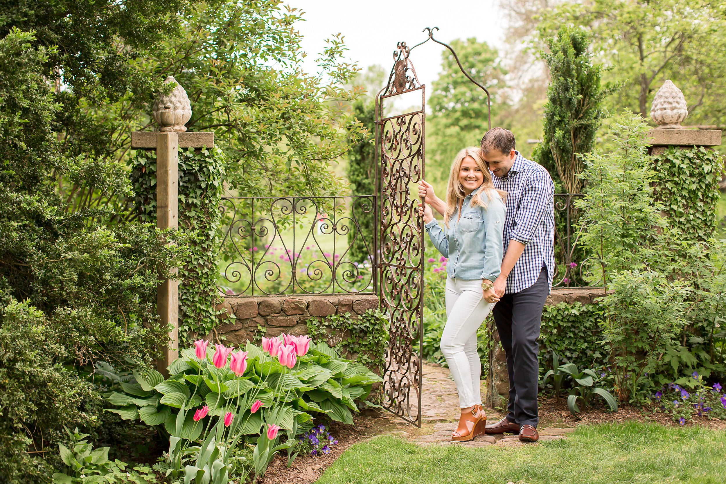 Willowood Arboretum Engagement Photos | Photo by Idalia Photography