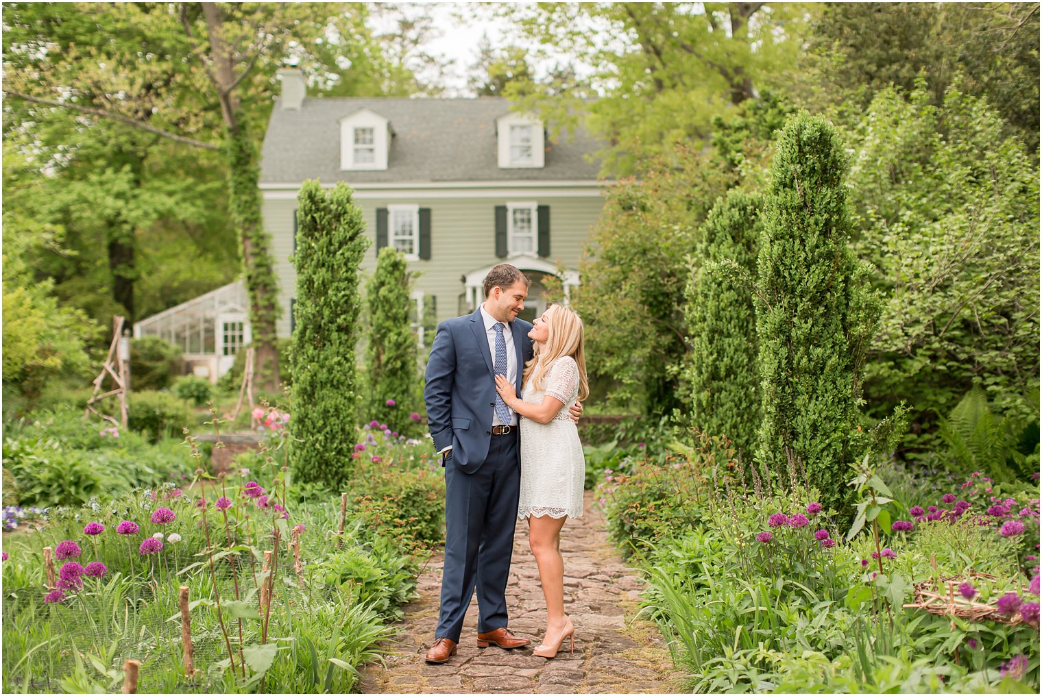 Spring Willowwod Arboretum Engagement Photos by Idalia Photography