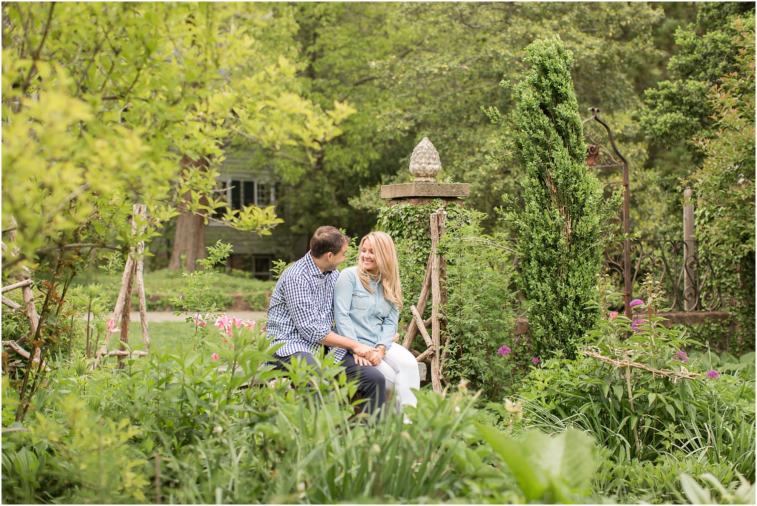 Willowood Arboretum Engagement Photos | Photo by Idalia Photography