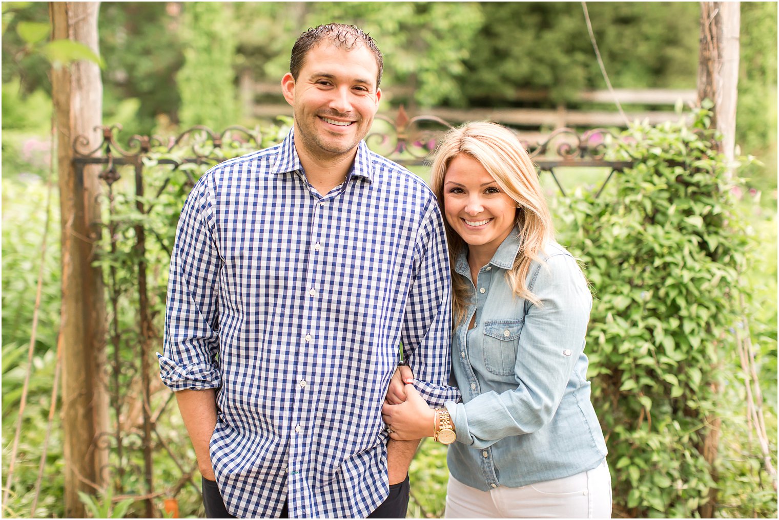 Willowood Arboretum Engagement Photos | Photo by Idalia Photography