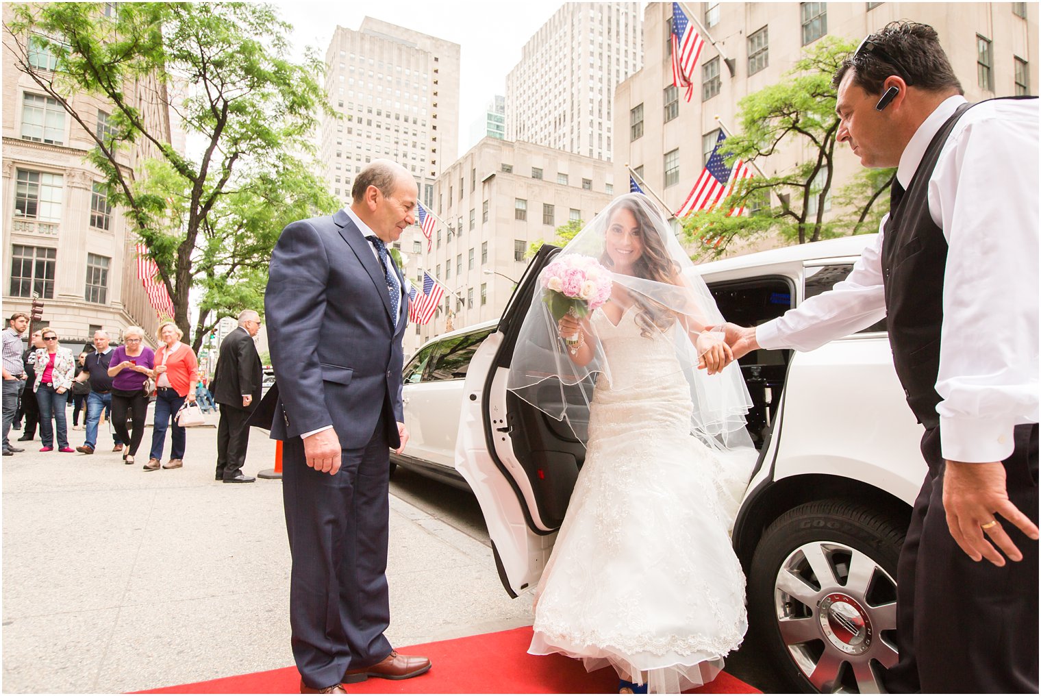 Bride arriving at St. Patrick's Cathedral Wedding | Photo by Idalia Photography