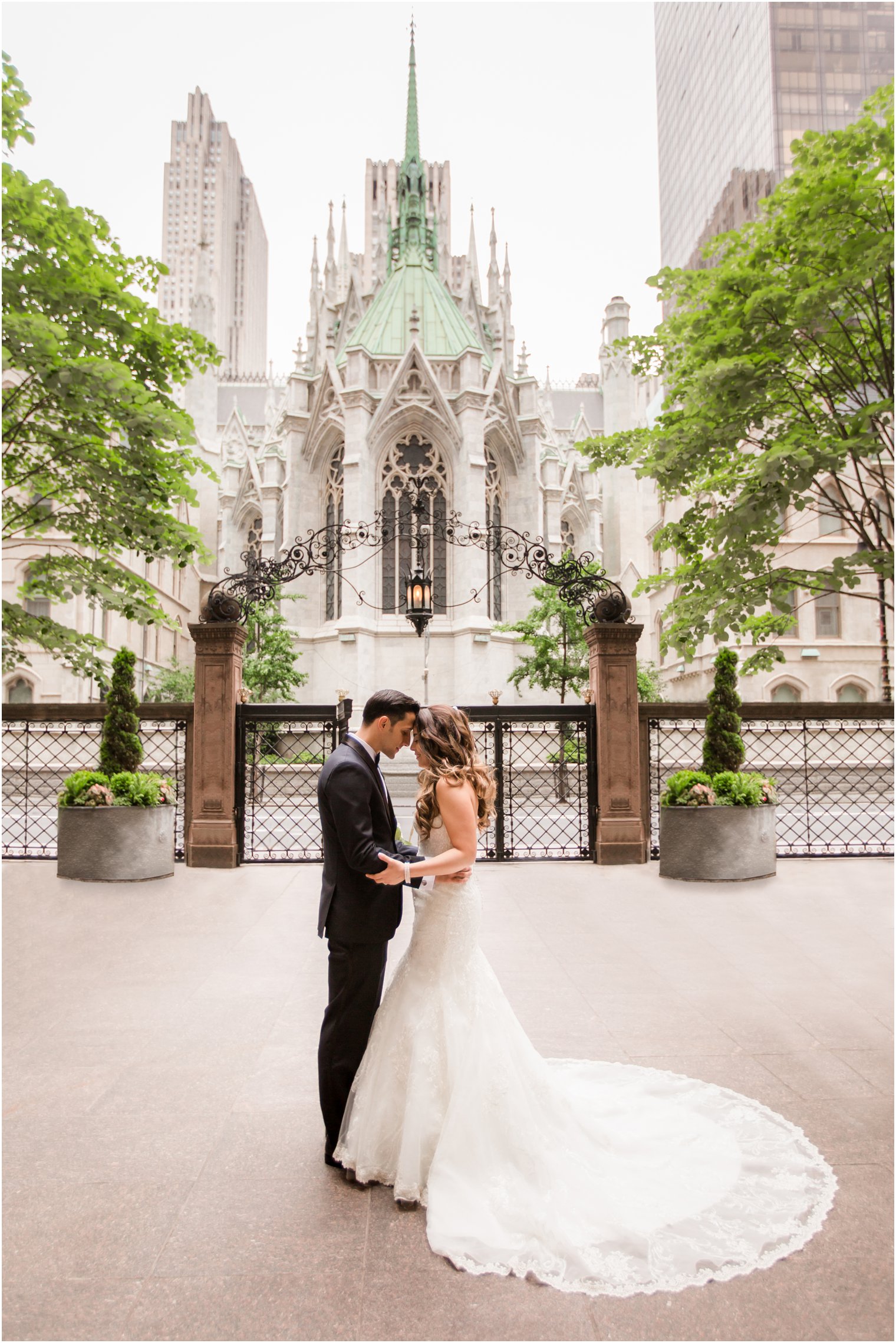 Lotte Palace Hotel Bridal Portrait | Photo by Idalia Photography